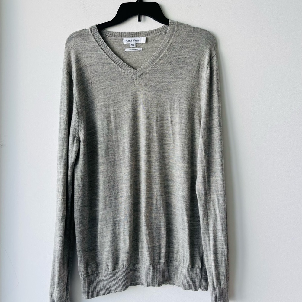 Calvin Klein Sweater Merino Wool Gray V Neck Long Sleeve Men M Preppy 90s Casual